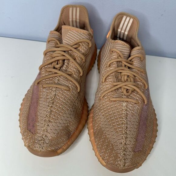 Adidas Yeezy Boost 350 V2 Clay Size Mens 11 Sneakers Shoes EG7490 - Picture 3 of 7
